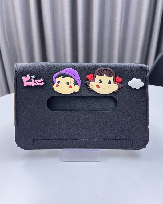 Boy & Girl Kiss Tissue Box