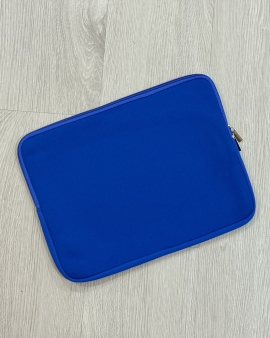 ဖော့အပါးသား Blue