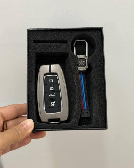 Camry/CHR Metal သုံးစင်း