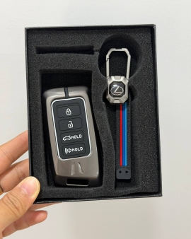 Lexus Metal သုံးစင်း