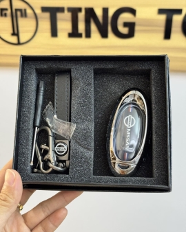 Nissan Metal New White