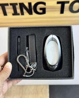 Nissan Metal New White