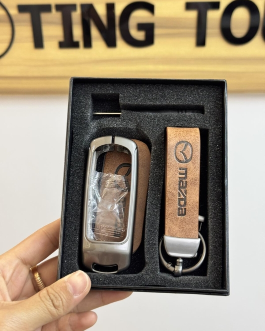 Mazada Metal Keycase