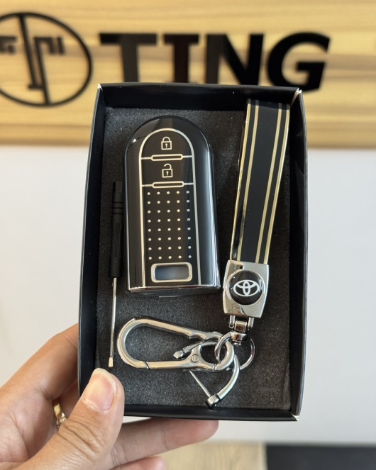 Rush Silver Line Keycase