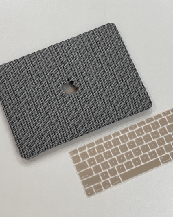 ချည်ထိုးခဲ MacBook Cover