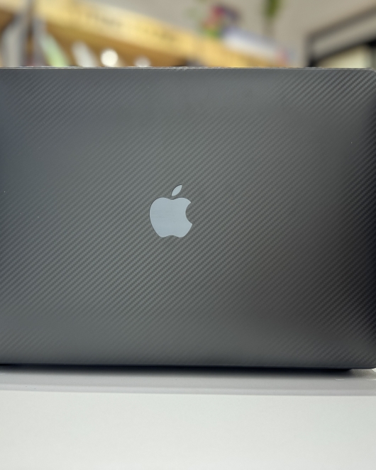 Carbon Macbook Cover