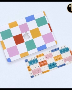 ကျားကွက်ရောင်စုံ Macbook Cover